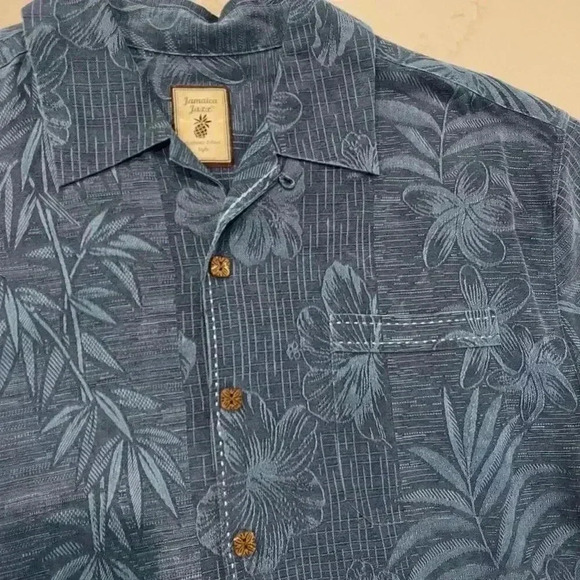 Jamaica Jaxx Men's Medium 100% Silk Tropical Hawaiian Casual SS Button Up Shirt - Picture 3 of 6